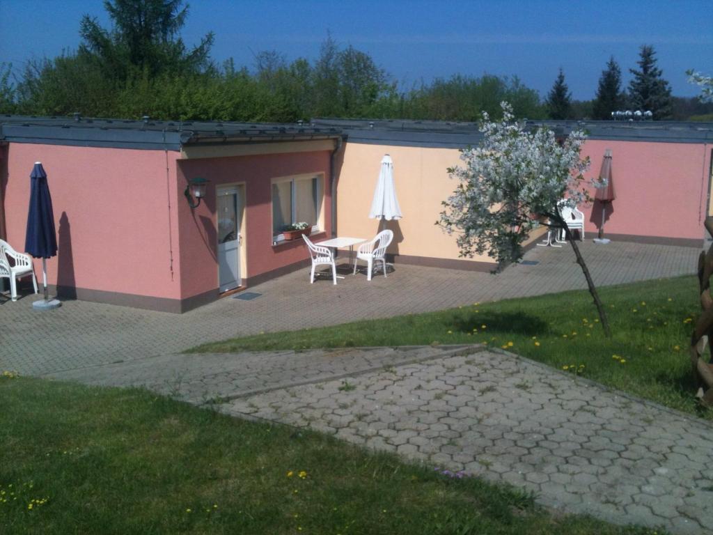 Hotel-Pension Am Muehlberg Luebbenau Exterior photo
